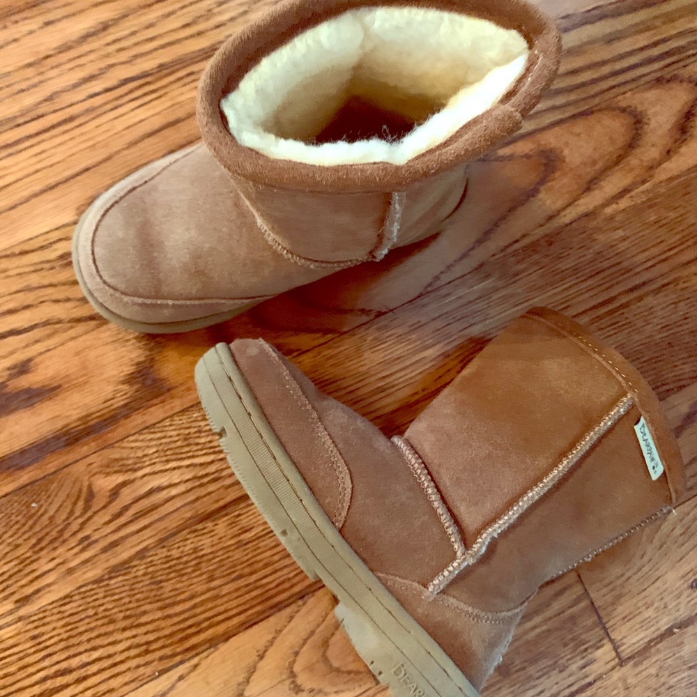 Bear paw youth size 12